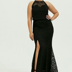 ISO Torrid goddess crop top and skirt set 18